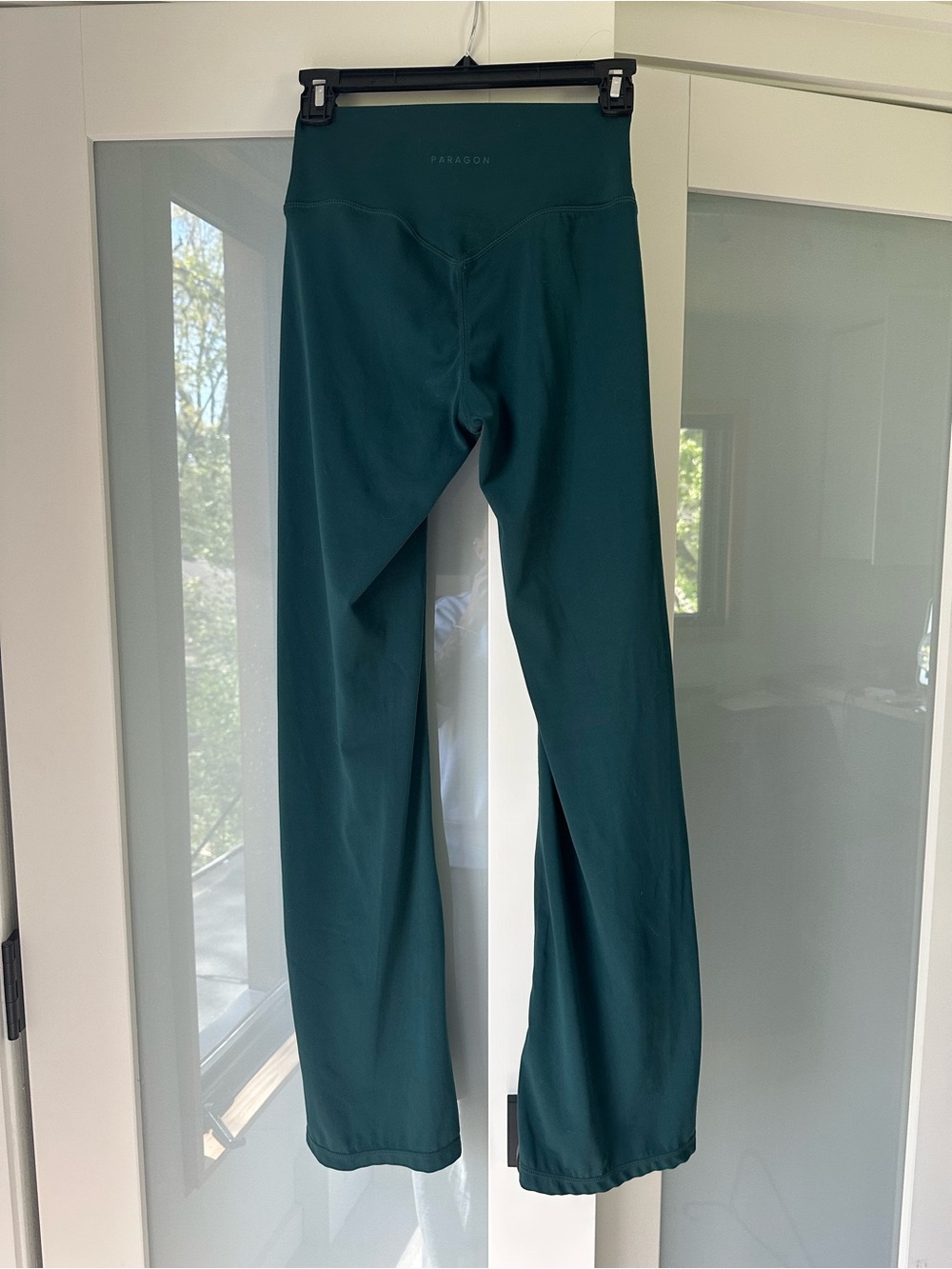 Paragon Fitwear Reluna Flare with front seam and 6” front slit, medium, EUC